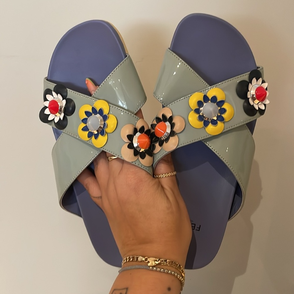 Fendi Flowerland Slides - Size 36 - Picture 14 of 14